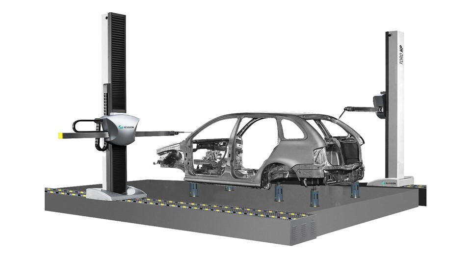 Cantilever-type Coordinate Measuring Machine